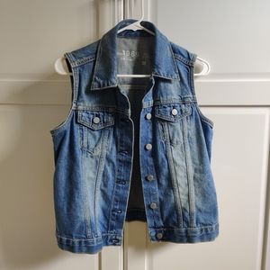 GAP denim vest